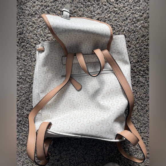 Guess Back pack - Picture 3 of 3
